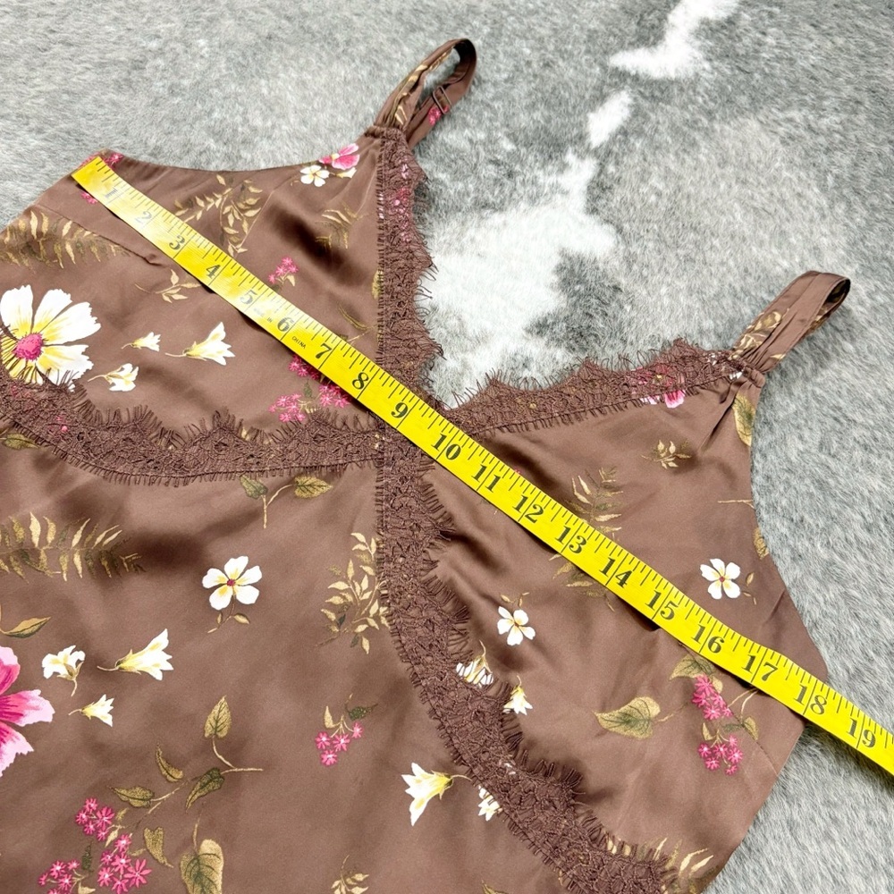Old Navy Lace Trimmed Floral Satin Cami Top Medium - Picture 10 of 10